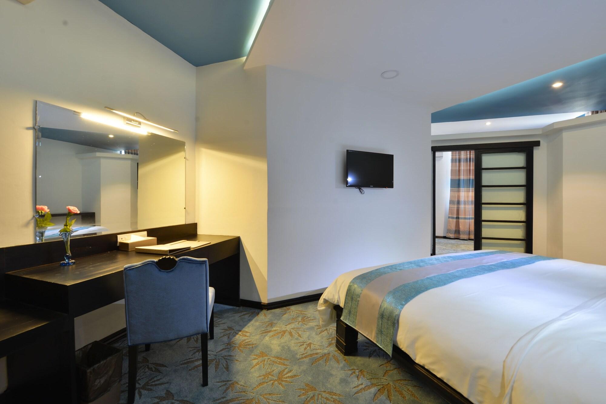 Hotel Marvel Mandalay Buitenkant foto