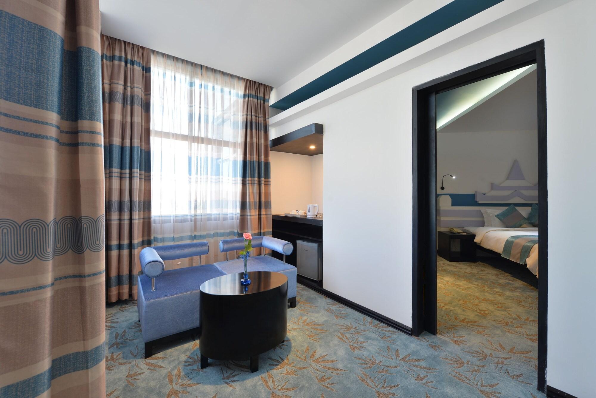 Hotel Marvel Mandalay Buitenkant foto
