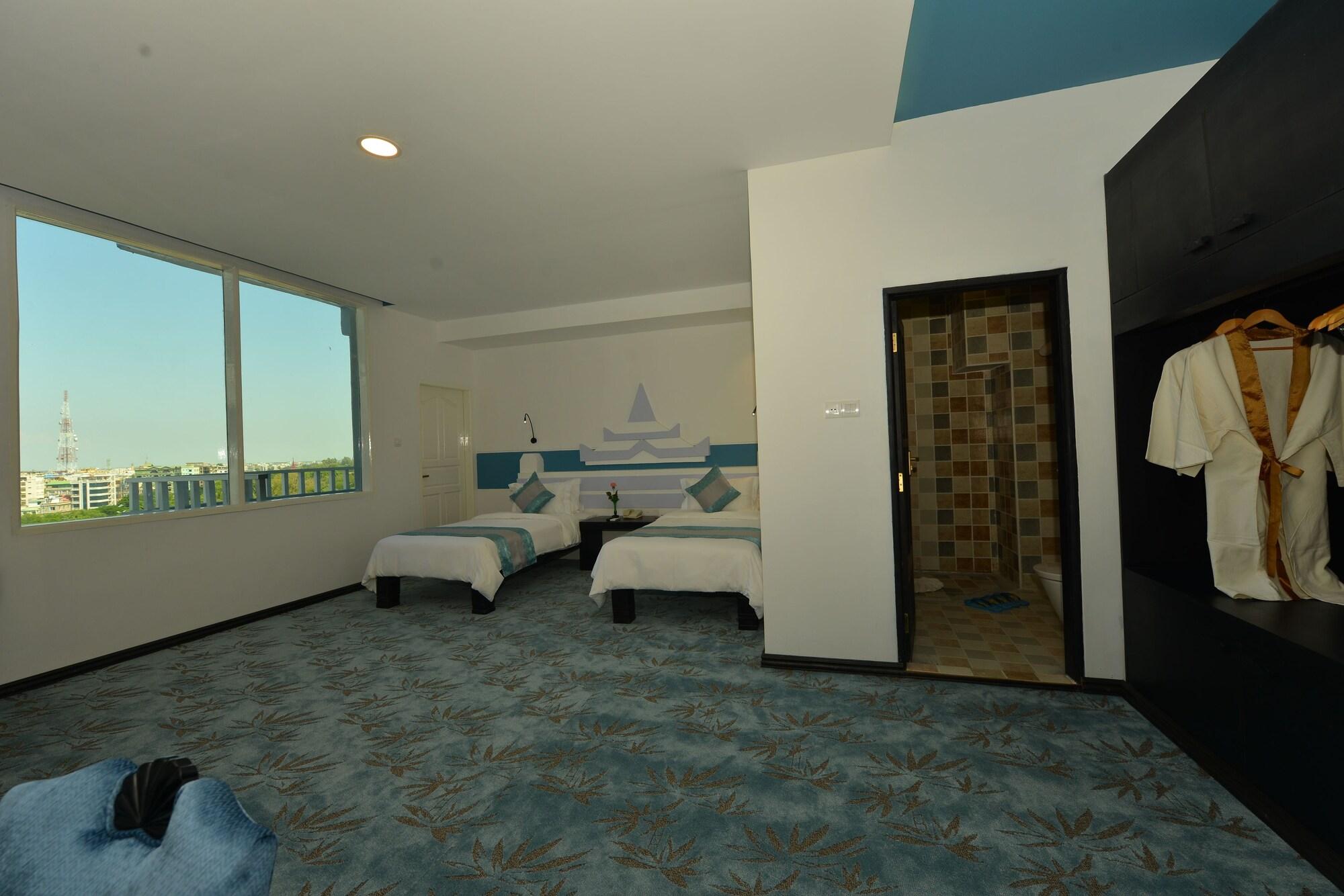 Hotel Marvel Mandalay Buitenkant foto