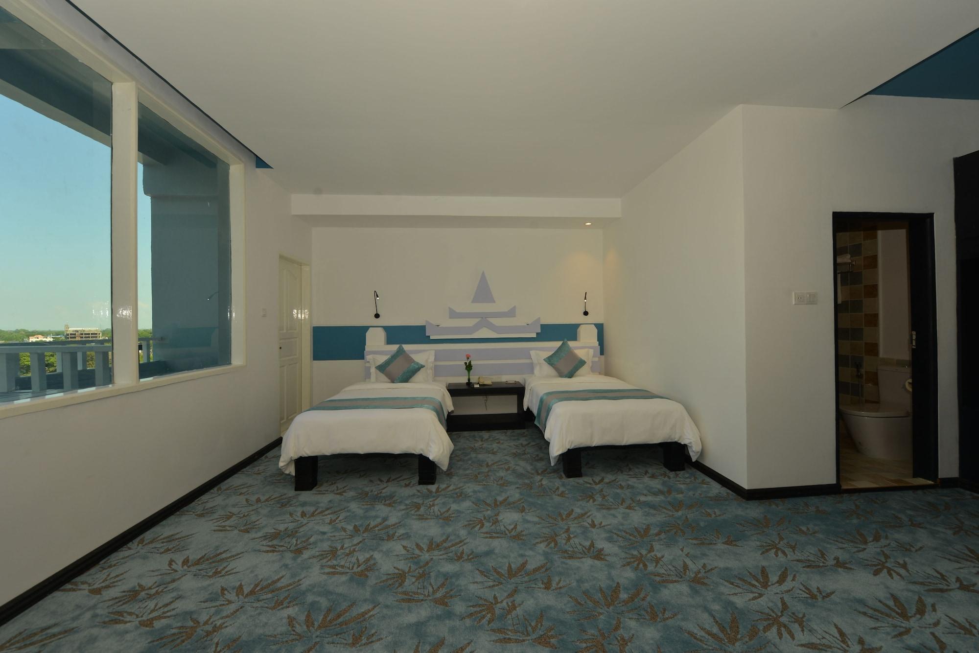 Hotel Marvel Mandalay Buitenkant foto