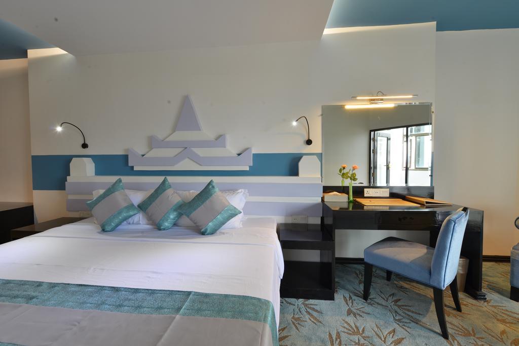 Hotel Marvel Mandalay Buitenkant foto