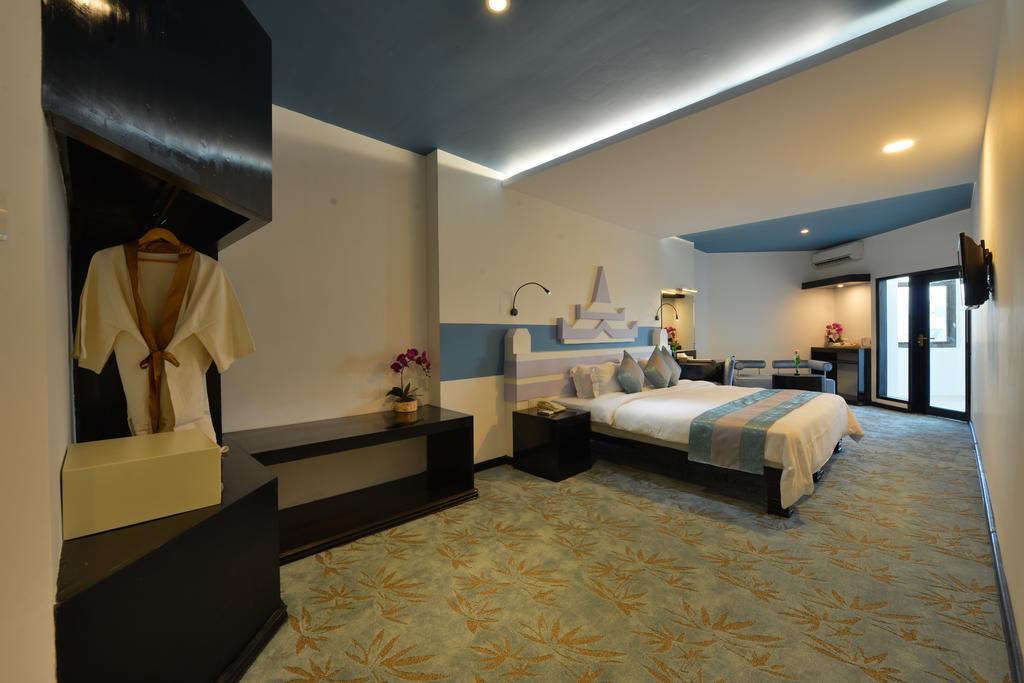 Hotel Marvel Mandalay Buitenkant foto