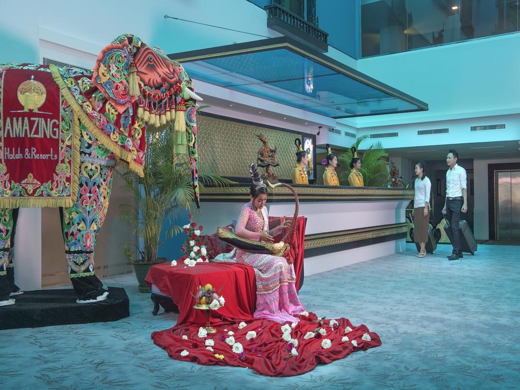 Hotel Marvel Mandalay Buitenkant foto